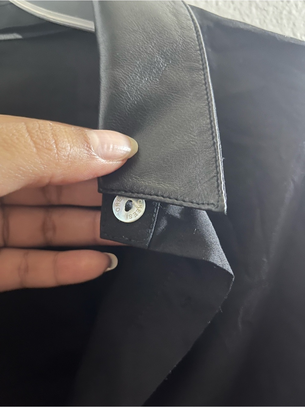 Oreesi Fashion Paris Black Long-Sleeve Dress Shirt with Contrast Collar - Picture 8 of 10